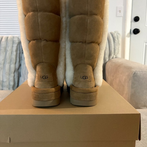 Classic Chillapeak Tall UGG - Picture 4 of 4